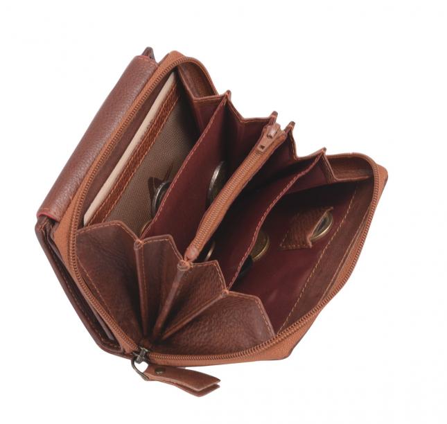 AVANCO red accent AVANCO red accent